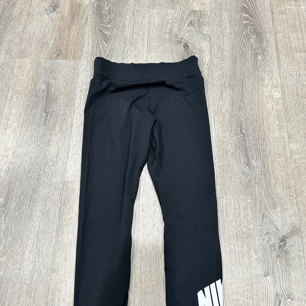 Nike Leggings Women's Large Black Essential Sports White Logo High Rise Leggings - Picture 2 of 12